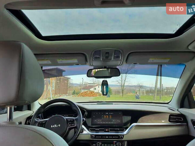 Синий Киа Niro, объемом двигателя 1.58 л и пробегом 85 тыс. км за 16400 $, фото 29 на Automoto.ua