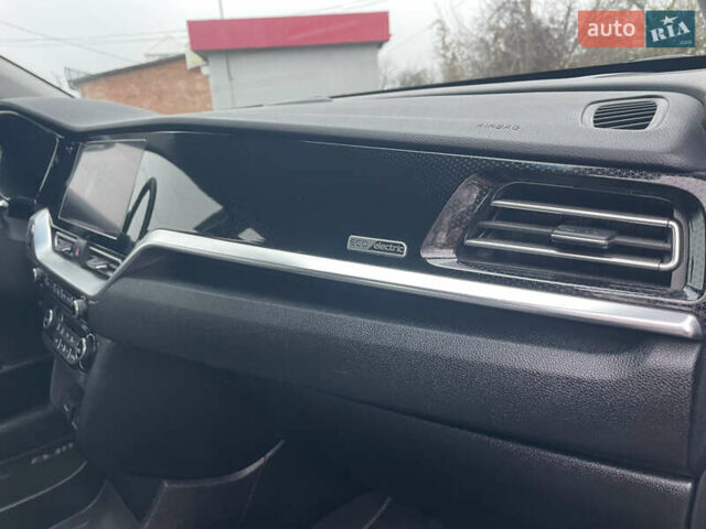 Синий Киа Niro, объемом двигателя 0 л и пробегом 95 тыс. км за 17900 $, фото 27 на Automoto.ua