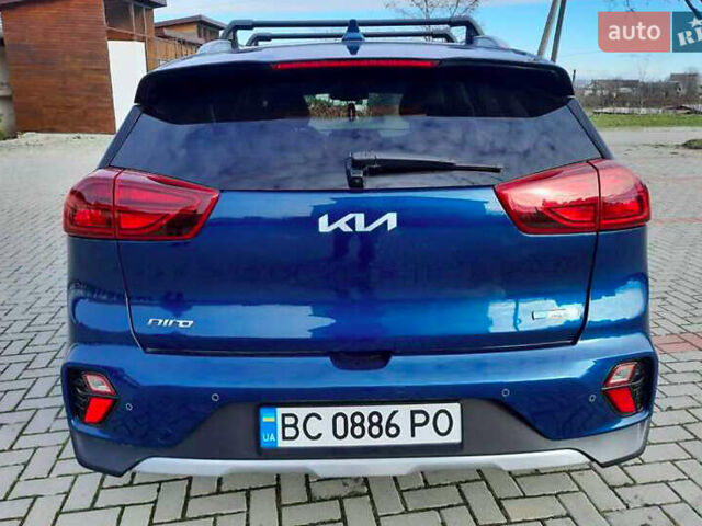 Синий Киа Niro, объемом двигателя 1.58 л и пробегом 85 тыс. км за 16400 $, фото 12 на Automoto.ua