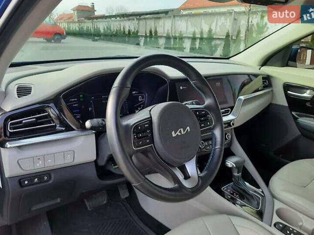 Синий Киа Niro, объемом двигателя 1.58 л и пробегом 85 тыс. км за 16400 $, фото 21 на Automoto.ua