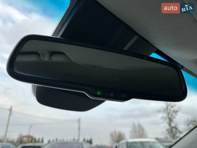 Синій Кіа Niro, об'ємом двигуна 0 л та пробігом 71 тис. км за 24900 $, фото 56 на Automoto.ua