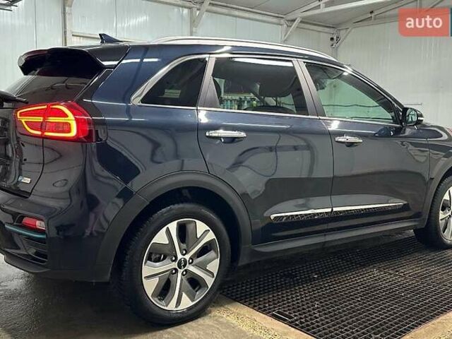 Синій Кіа Niro, об'ємом двигуна 0 л та пробігом 71 тис. км за 24900 $, фото 26 на Automoto.ua
