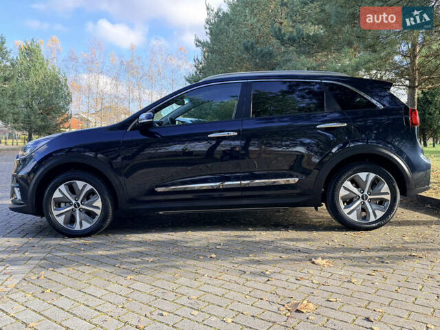 Синій Кіа Niro, об'ємом двигуна 0 л та пробігом 45 тис. км за 23400 $, фото 15 на Automoto.ua