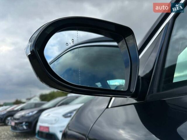 Синий Киа Niro, объемом двигателя 0 л и пробегом 75 тыс. км за 23200 $, фото 27 на Automoto.ua