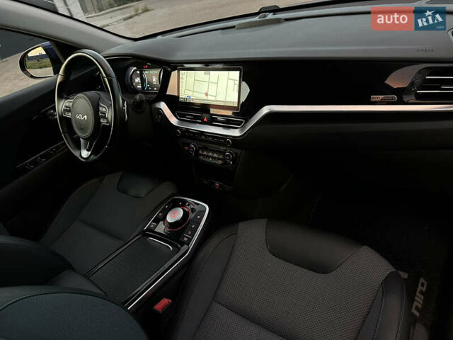 Синий Киа Niro, объемом двигателя 0 л и пробегом 108 тыс. км за 19400 $, фото 53 на Automoto.ua