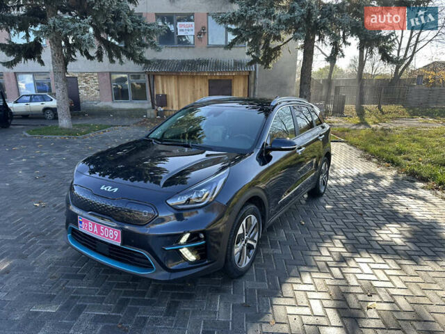 Синий Киа Niro, объемом двигателя 0 л и пробегом 95 тыс. км за 21100 $, фото 10 на Automoto.ua
