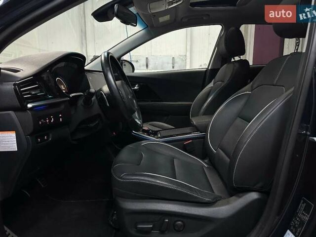 Синій Кіа Niro, об'ємом двигуна 0 л та пробігом 65 тис. км за 23200 $, фото 41 на Automoto.ua
