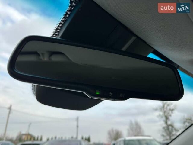 Синій Кіа Niro, об'ємом двигуна 0 л та пробігом 71 тис. км за 24900 $, фото 12 на Automoto.ua