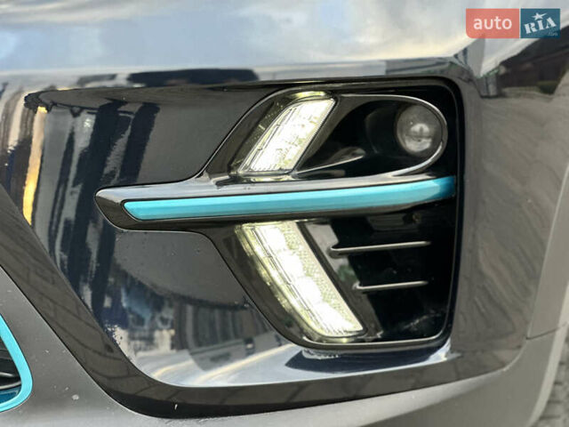 Синій Кіа Niro, об'ємом двигуна 0 л та пробігом 44 тис. км за 21990 $, фото 18 на Automoto.ua