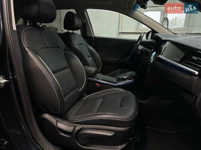 Синій Кіа Niro, об'ємом двигуна 0 л та пробігом 65 тис. км за 23200 $, фото 93 на Automoto.ua