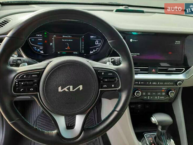 Синий Киа Niro, объемом двигателя 1.58 л и пробегом 85 тыс. км за 16400 $, фото 18 на Automoto.ua