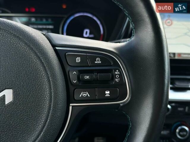 Синий Киа Niro, объемом двигателя 0 л и пробегом 75 тыс. км за 23200 $, фото 7 на Automoto.ua