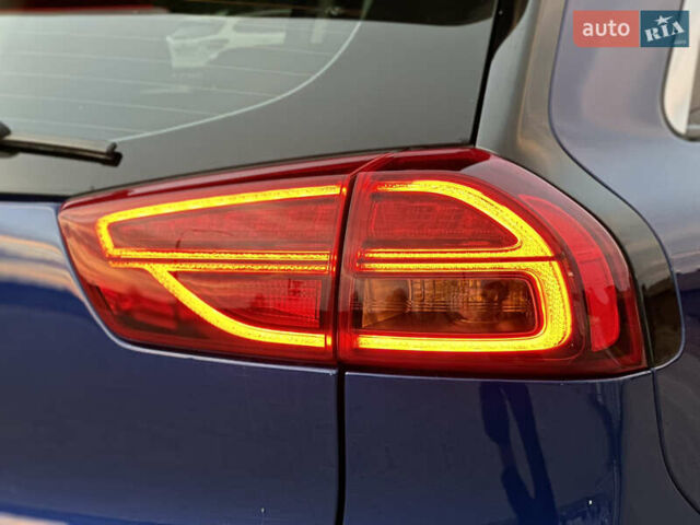 Синий Киа Niro, объемом двигателя 0 л и пробегом 108 тыс. км за 19400 $, фото 22 на Automoto.ua