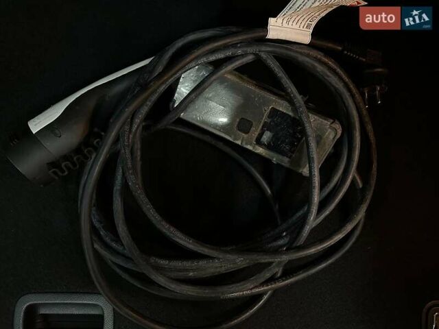 Синій Кіа Niro, об'ємом двигуна 0 л та пробігом 71 тис. км за 24900 $, фото 86 на Automoto.ua