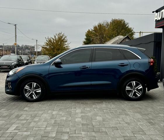 Синий Киа Niro, объемом двигателя 1.6 л и пробегом 68 тыс. км за 19500 $, фото 7 на Automoto.ua