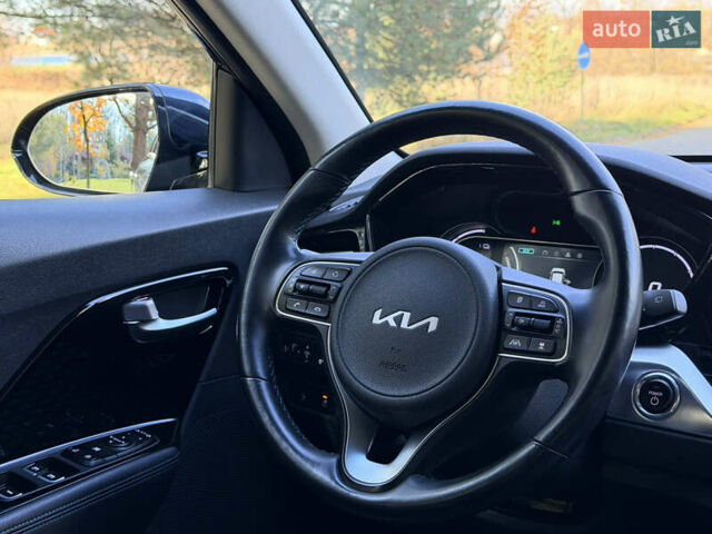 Синій Кіа Niro, об'ємом двигуна 0 л та пробігом 45 тис. км за 23400 $, фото 18 на Automoto.ua