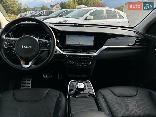 Синий Киа Niro, объемом двигателя 0 л и пробегом 75 тыс. км за 23200 $, фото 63 на Automoto.ua