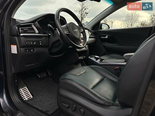 Синій Кіа Niro, об'ємом двигуна 0 л та пробігом 71 тис. км за 24900 $, фото 37 на Automoto.ua
