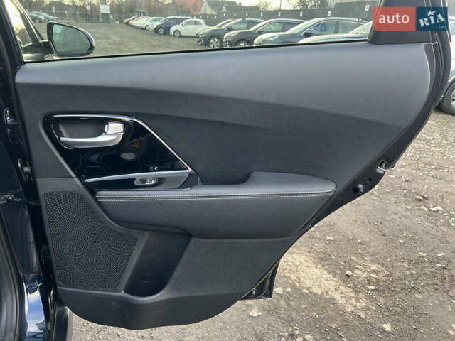 Синий Киа Niro, объемом двигателя 0 л и пробегом 77 тыс. км за 21606 $, фото 45 на Automoto.ua