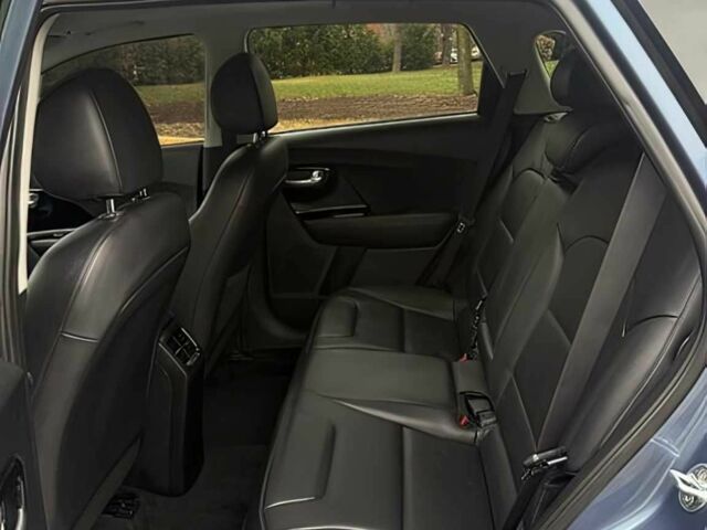 Синий Киа Niro, объемом двигателя 1.6 л и пробегом 12 тыс. км за 11000 $, фото 14 на Automoto.ua