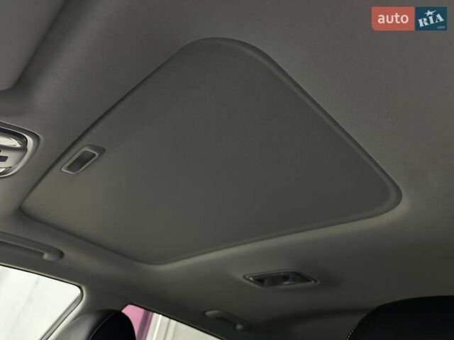 Синій Кіа Niro, об'ємом двигуна 0 л та пробігом 65 тис. км за 23200 $, фото 3 на Automoto.ua