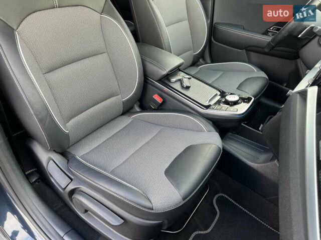 Синий Киа Niro, объемом двигателя 0 л и пробегом 77 тыс. км за 21606 $, фото 48 на Automoto.ua