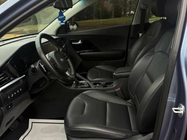 Синій Кіа Niro, об'ємом двигуна 1.6 л та пробігом 16 тис. км за 11400 $, фото 9 на Automoto.ua