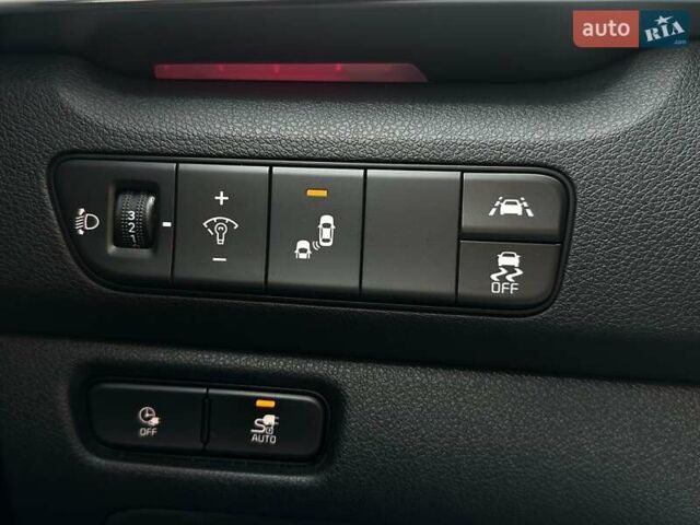 Синий Киа Niro, объемом двигателя 0 л и пробегом 75 тыс. км за 23200 $, фото 32 на Automoto.ua