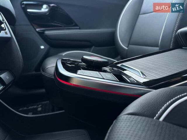 Синий Киа Niro, объемом двигателя 0 л и пробегом 53 тыс. км за 24900 $, фото 78 на Automoto.ua
