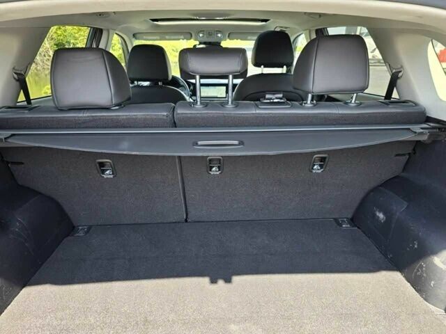 Кіа Niro 2022 у Кропивницькому (Кіровограді) на Automoto.ua Синій Кіа Niro, об'ємом двигуна 0 л та пробігом 14 тис. км за 14000 $, фото 11 на Automoto.ua