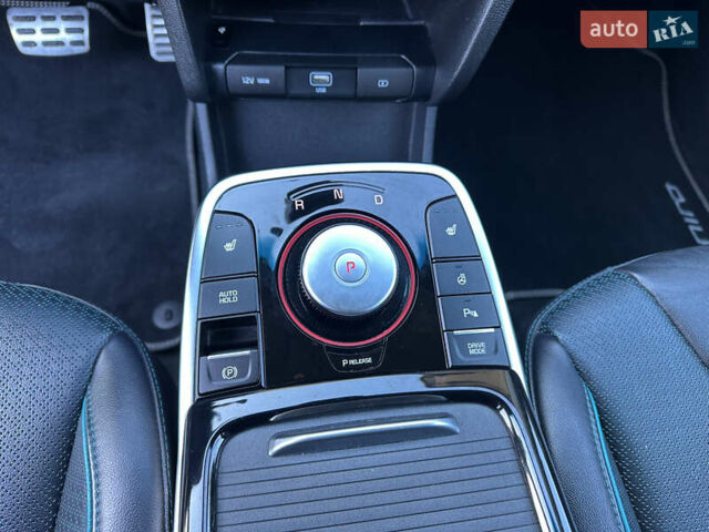 Синий Киа Niro, объемом двигателя 0 л и пробегом 95 тыс. км за 21100 $, фото 38 на Automoto.ua