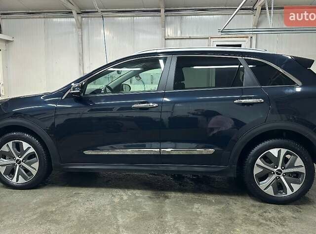 Синій Кіа Niro, об'ємом двигуна 0 л та пробігом 71 тис. км за 24900 $, фото 22 на Automoto.ua