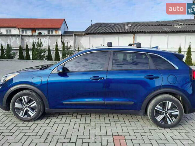Синий Киа Niro, объемом двигателя 1.58 л и пробегом 85 тыс. км за 16400 $, фото 14 на Automoto.ua