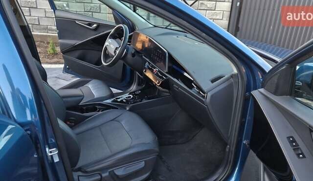 Синій Кіа Niro, об'ємом двигуна 0 л та пробігом 102 тис. км за 21400 $, фото 15 на Automoto.ua