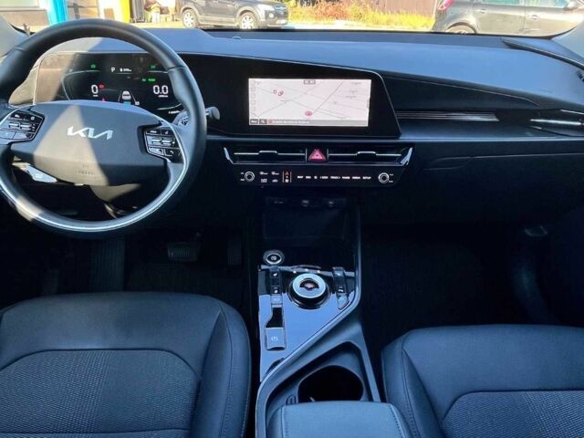 Синій Кіа Niro, об'ємом двигуна 1.6 л та пробігом 55 тис. км за 16200 $, фото 5 на Automoto.ua