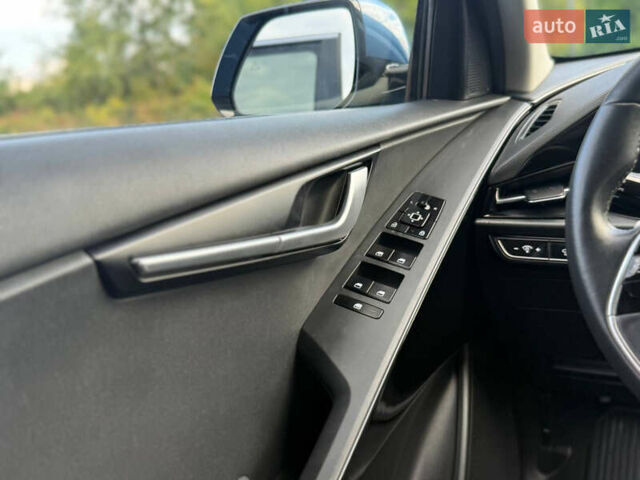 Синий Киа Niro, объемом двигателя 0 л и пробегом 108 тыс. км за 22350 $, фото 97 на Automoto.ua