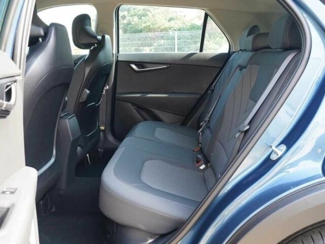 Синій Кіа Niro, об'ємом двигуна 1.6 л та пробігом 40 тис. км за 17000 $, фото 7 на Automoto.ua