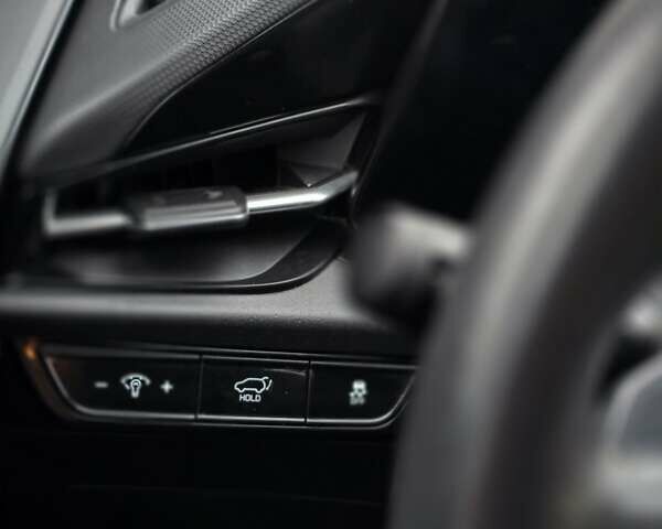 Синій Кіа Niro, об'ємом двигуна 0 л та пробігом 123 тис. км за 23900 $, фото 9 на Automoto.ua