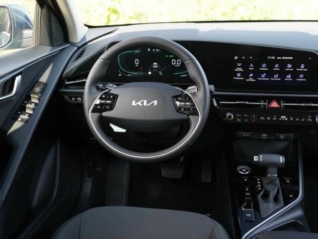 Синій Кіа Niro, об'ємом двигуна 1.6 л та пробігом 40 тис. км за 17000 $, фото 9 на Automoto.ua