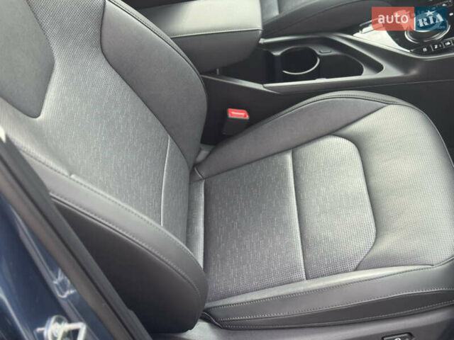 Синий Киа Niro, объемом двигателя 0 л и пробегом 18 тыс. км за 27400 $, фото 61 на Automoto.ua