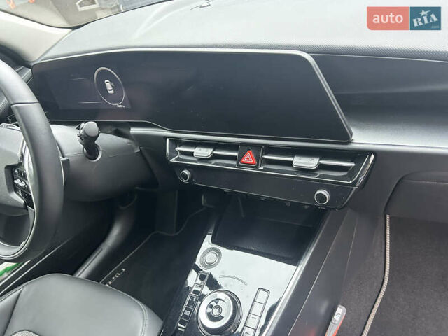 Киа Niro 2023 в Житомире на Automoto.ua Синий Киа Niro, объемом двигателя 0 л и пробегом 45 тыс. км за 22500 $, фото 12 на Automoto.ua