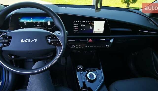 Синий Киа Niro, объемом двигателя 0 л и пробегом 14 тыс. км за 22400 $, фото 1 на Automoto.ua