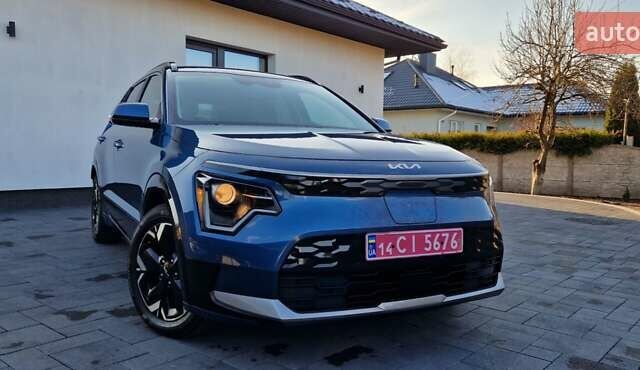 Синій Кіа Niro, об'ємом двигуна 0 л та пробігом 102 тис. км за 21400 $, фото 4 на Automoto.ua