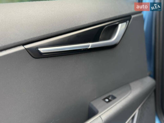 Синий Киа Niro, объемом двигателя 0 л и пробегом 108 тыс. км за 22350 $, фото 91 на Automoto.ua