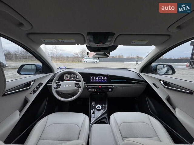 Синій Кіа Niro, об'ємом двигуна 0 л та пробігом 34 тис. км за 23400 $, фото 13 на Automoto.ua