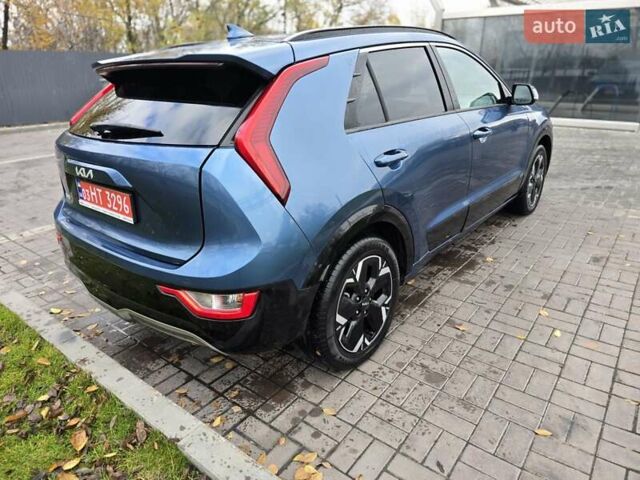 Синій Кіа Niro, об'ємом двигуна 0 л та пробігом 123 тис. км за 23900 $, фото 3 на Automoto.ua