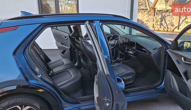 Синій Кіа Niro, об'ємом двигуна 0 л та пробігом 102 тис. км за 21400 $, фото 10 на Automoto.ua