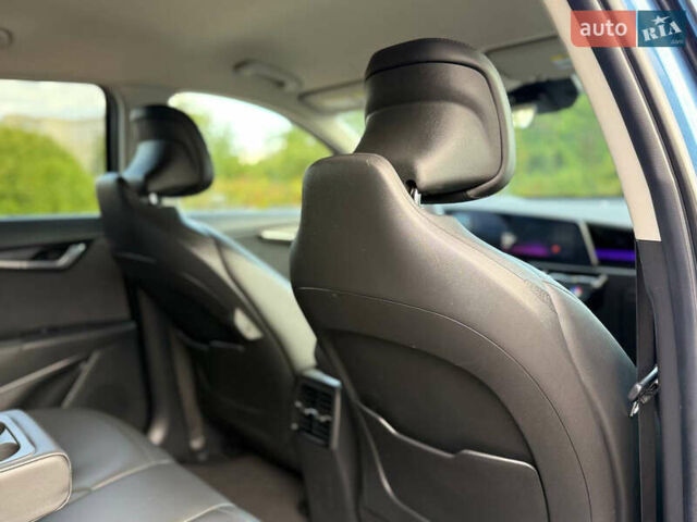 Синий Киа Niro, объемом двигателя 0 л и пробегом 108 тыс. км за 22350 $, фото 85 на Automoto.ua