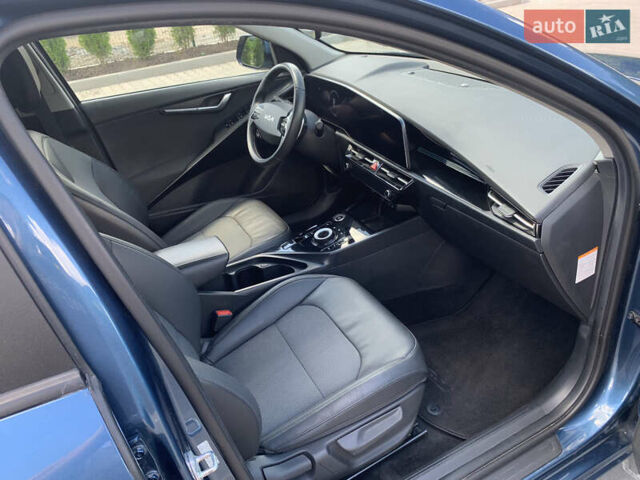 Синій Кіа Niro, об'ємом двигуна 0 л та пробігом 137 тис. км за 20500 $, фото 25 на Automoto.ua