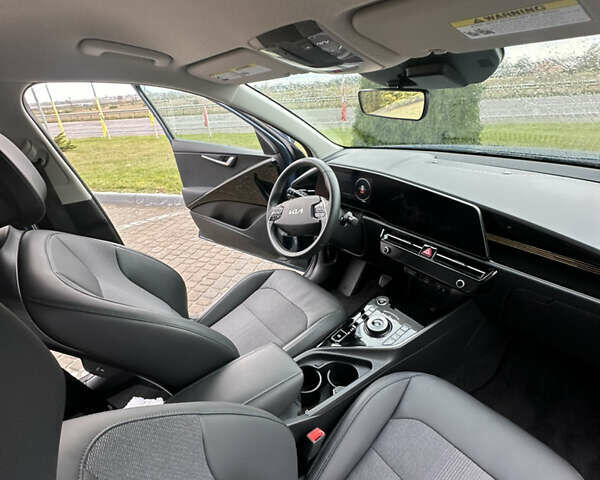 Синий Киа Niro, объемом двигателя 0 л и пробегом 48 тыс. км за 23850 $, фото 46 на Automoto.ua